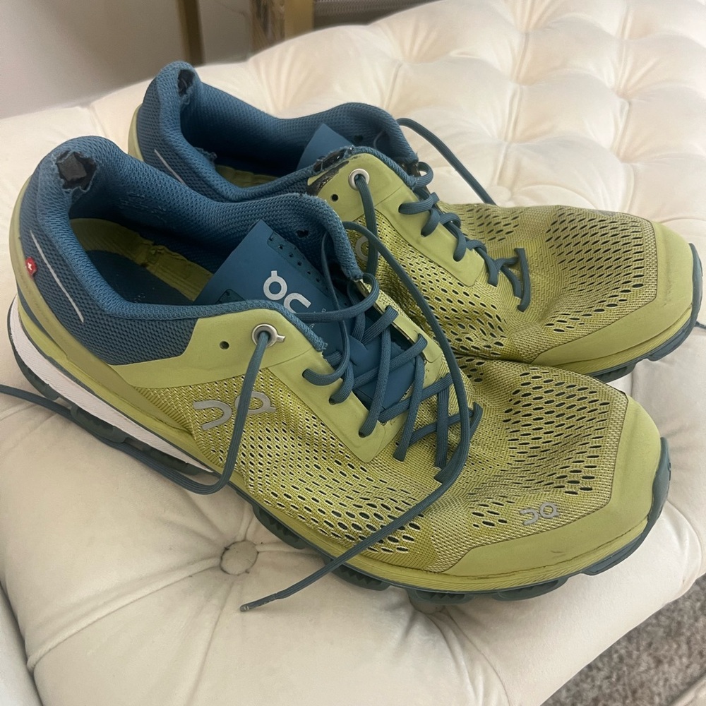 On Running Green Athletic Shoes with Breathable Mesh